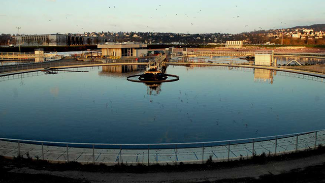 市政废水处理640x360（2）